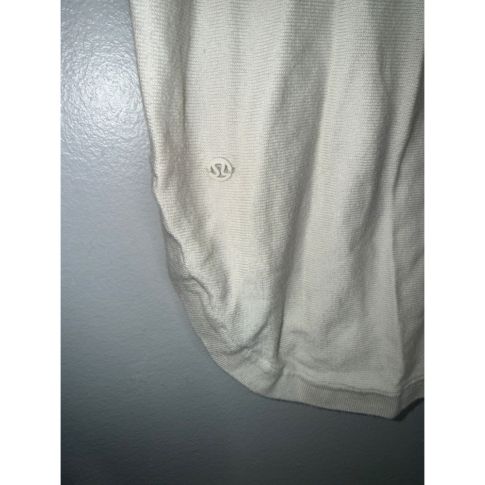 Lululemon Long Sleeve Knit Top Womens M/L Cream Good Curved Hem Relaxed Fit - Picture 3 of 4